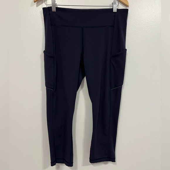 Lululemon Speed Up Crop 21" True Navy 10 - Picture 7 of 16